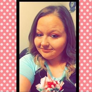 Meet your Posher, Dionne